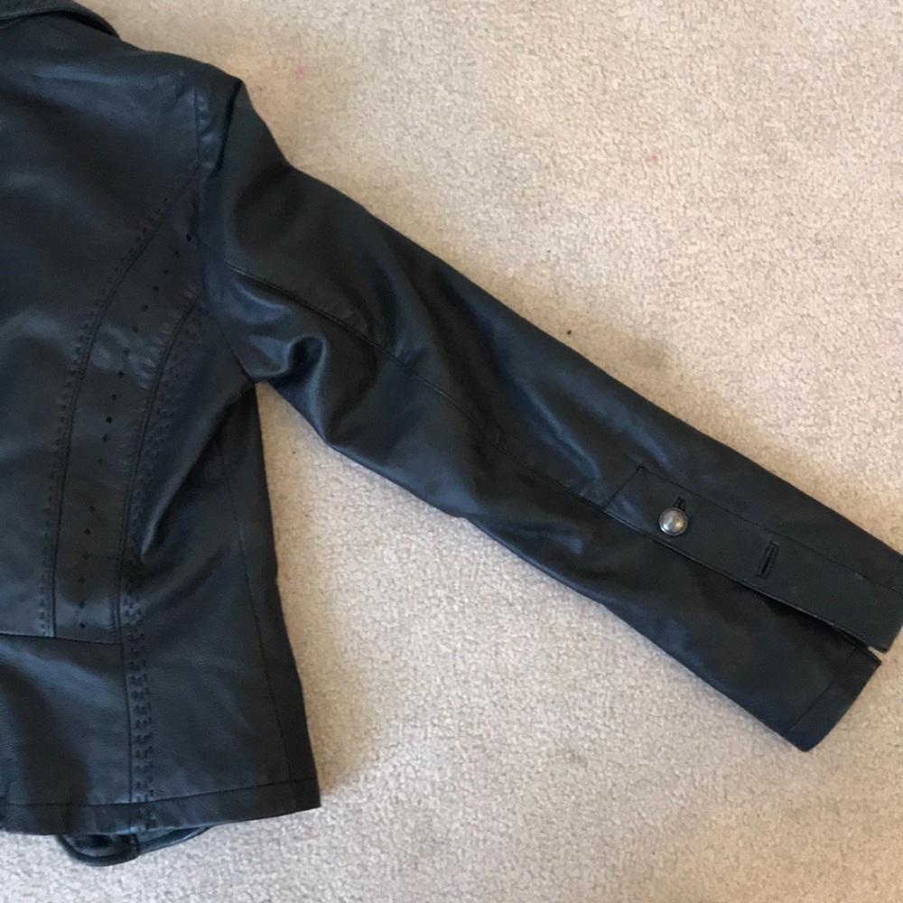 Leather jacket - Picture 5 of 5